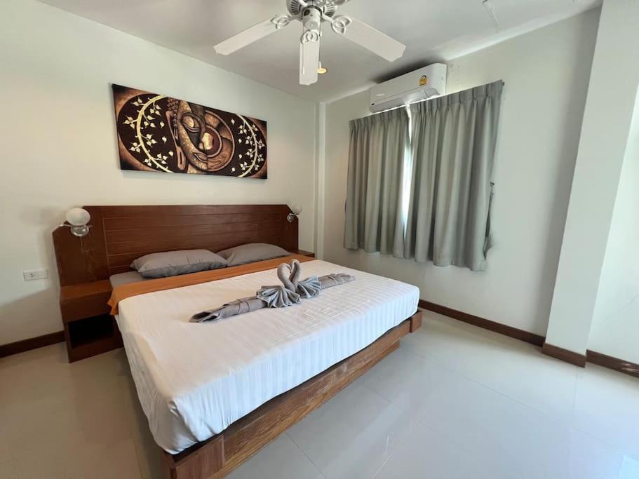 Stunning 4-Br House With Inviting Swimming Pool Villa Pantai Kamala Bagian luar foto