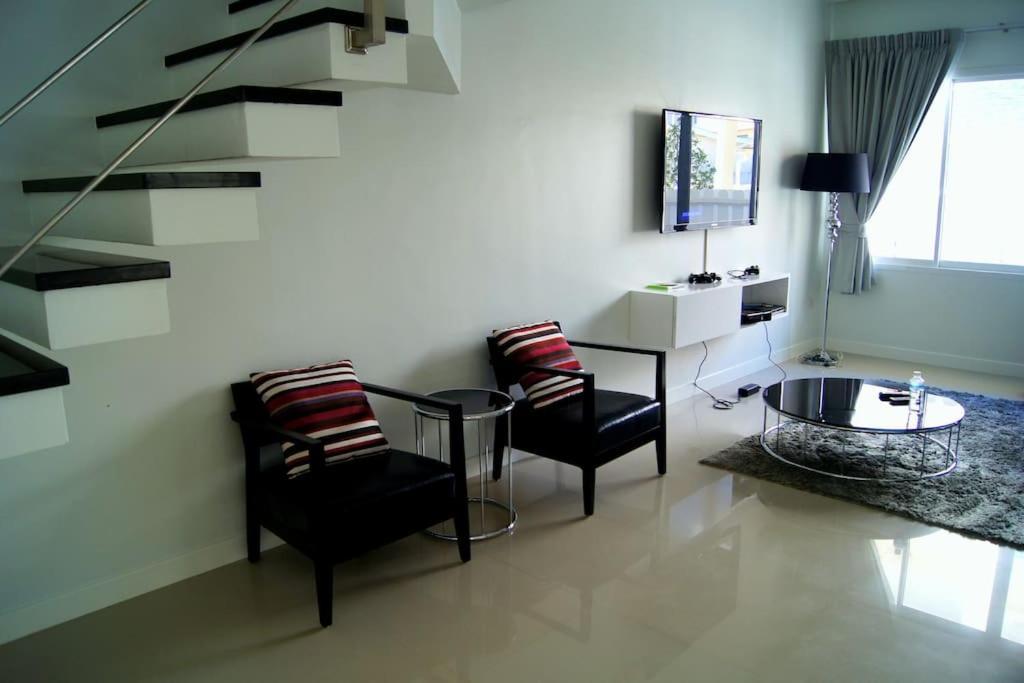 Stunning 4-Br House With Inviting Swimming Pool Villa Pantai Kamala Bagian luar foto